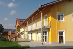 Außenansicht Kindertagesstätte Albaching